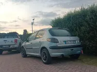 Usata Peugeot 206 75 CV (55 kW) 2002 Berlina