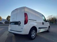 Usata Fiat Doblò 90 CV (66 kW) 2015 Bianco Monovolume