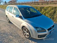 Usata Ford Focus Style 90 CV (66 kW) 2007 Grigio Station wagon