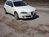 Usata Alfa Romeo 147 Exclusive 120 CV (88 kW) 2006 Bianco Utilitaria
