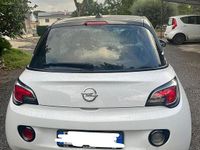 Usata Opel Adam Rocks 70 CV (51 kW) 2018 Bianco Utilitaria