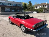 Usata Alfa Romeo Spider 128 CV (94 kW) 1988 Rosso Cabrio