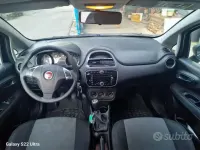 Usata Fiat Punto Evo Street 75 CV (55 kW) 2014 Bluazzurro Utilitaria