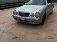 Usata Mercedes E270 Elegance 170 CV (125 kW) 2000
