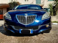 Usata Lancia Delta 120 CV (88 kW) 2010 Blu Utilitaria