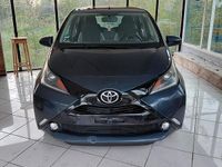 Usata Toyota Aygo X-clusiv 69 CV (50 kW) 2015 Grigio Utilitaria