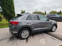 Usata VW T-Roc Business 150 CV (110 kW) 2019 Grigio SUV