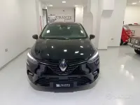 Usata Renault Clio V Equilibre 101 CV (74 kW) 2023 Nero Berlina