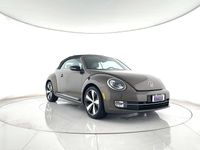 Usata VW Beetle Cabriolet Sportline 140 CV (102 kW) 2014 Marrone metallizzato Cabrio