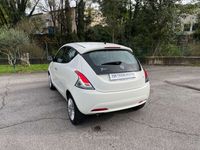 Usata Lancia Ypsilon Gold 95 CV (69 kW) 2018 Bianco Utilitaria