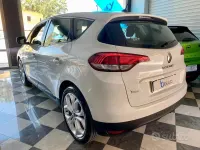 Usata Renault Scénic IV 120 CV (88 kW) 2019 Bianco Monovolume
