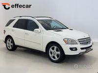 Usata Mercedes ML350 272 CV (200 kW) 2006 Bianco SUV