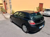 Usata Opel Astra 101 CV (74 kW) 2005 Nero Berlina