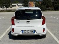 Usata Kia Picanto 69 CV (50 kW) 2011 Bianco Utilitaria