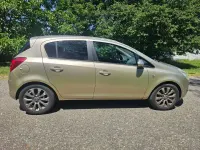 Usata Opel Corsa Edition 86 CV (63 kW) 2010 Oro Utilitaria