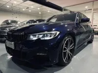 Usata BMW 330e M Sport 285 CV (209 kW) 2021 Blu Station wagon