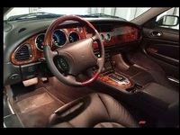 Usata Jaguar XK8 284 CV (208 kW) 2000 Argento Coupé