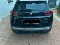 Usata Peugeot 3008 131 CV (96 kW) 2019 Nero SUV
