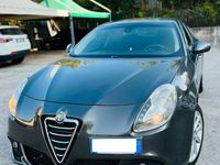 Usata Alfa Romeo Giulietta Distinctive 140 CV (102 kW) 2012 Grigio Berlina