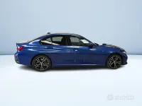 Usata BMW 330 M Sport 286 CV (210 kW) 2023 Bluazzurro Berlina