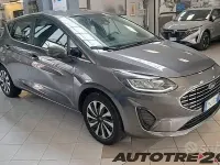 Usata Ford Fiesta Titanium 75 CV (55 kW) 2023 Grigio Utilitaria