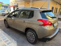 Usata Peugeot 2008 Allure 99 CV (72 kW) 2015 Grigio SUV