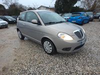 Usata Lancia Ypsilon 69 CV (50 kW) 2010 Grigio Utilitaria