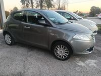 Usata Lancia Ypsilon 69 CV (50 kW) 2012 Grigio Utilitaria