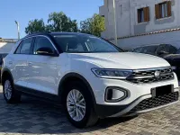 Usata VW T-Roc Life 116 CV (85 kW) 2023 Nero SUV