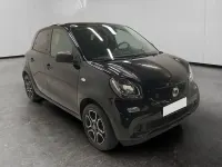 Usata Smart ForFour Electric Drive Passion 60 kW (82 CV) 2019 Nero Berlina