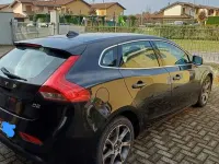Usata Volvo V40 Ocean Race 120 CV (88 kW) 2016 Nero Berlina