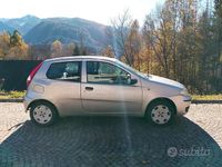 Usata Fiat Punto Active 60 CV (44 kW) 2005 Argento Berlina