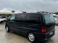 Usata Mercedes V220 122 CV (89 kW) 2000 Nero Monovolume