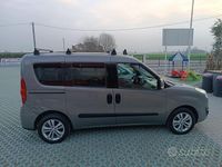 Usata Opel Combo 120 CV (88 kW) 2013 Grigio Monovolume