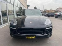 Usata Porsche Cayenne Platinum Edition 250 CV (183 kW) 2016 Nero SUV