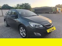 Usata Opel Astra 140 CV (102 kW) 2012 Other Station wagon