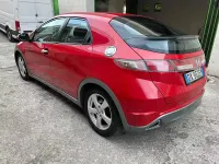 Usata Honda Civic Elegance 99 CV (72 kW) 2009 Rosso Berlina