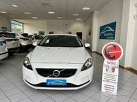 Gebraucht Volvo V40 120 PS (88 kW) 2017 Weiß Limousine