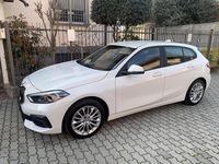 Usata BMW 118 Advantage 140 CV (102 kW) 2020 Bianco Utilitaria