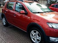 Usata Dacia Sandero Stepway 90 CV (66 kW) 2014 Rosso Berlina