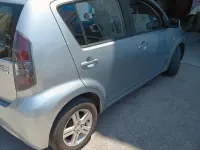 Usata Daihatsu Sirion 91 CV (66 kW) 2009 Grigio Utilitaria