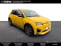 Usata Renault 5 E-Tech Urban 77 kW (106 CV) 2025 Giallo