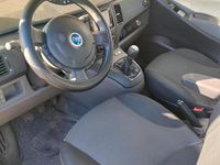 Usata Fiat Idea 101 CV (74 kW) 2006 Bianco Monovolume