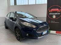 Usata Ford Fiesta Titanium 75 CV (55 kW) 2013 Blu Utilitaria