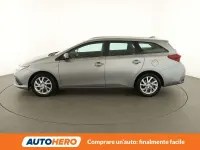 Usata Toyota Auris Hybrid Active 99 CV (72 kW) 2016 Argento Station wagon