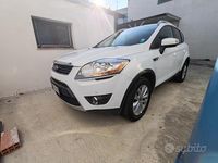 Usata Ford Kuga 163 CV (119 kW) 2011 Bianco SUV