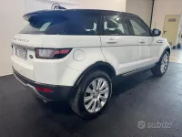 Usata Land Rover Range Rover evoque SE 150 CV (110 kW) 2017 Bianco SUV