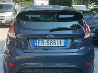 Usata Ford Fiesta Ghia 69 CV (50 kW) 2013 Berlina