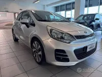 Usata Kia Rio 84 CV (61 kW) 2016 Grigio Utilitaria