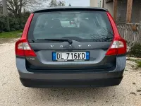 Usata Volvo V70 163 CV (119 kW) 2007 Grigio Station wagon
